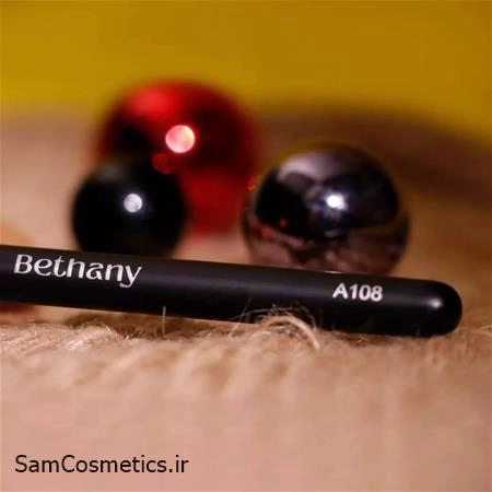f1e3d352-ca71-4877-aa87-8ef6213542a0.jpg