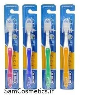 مسواک همه کاره اورال بی | Oral-B مدل 1.2.3 دارای برس متوسط دارای درپوش